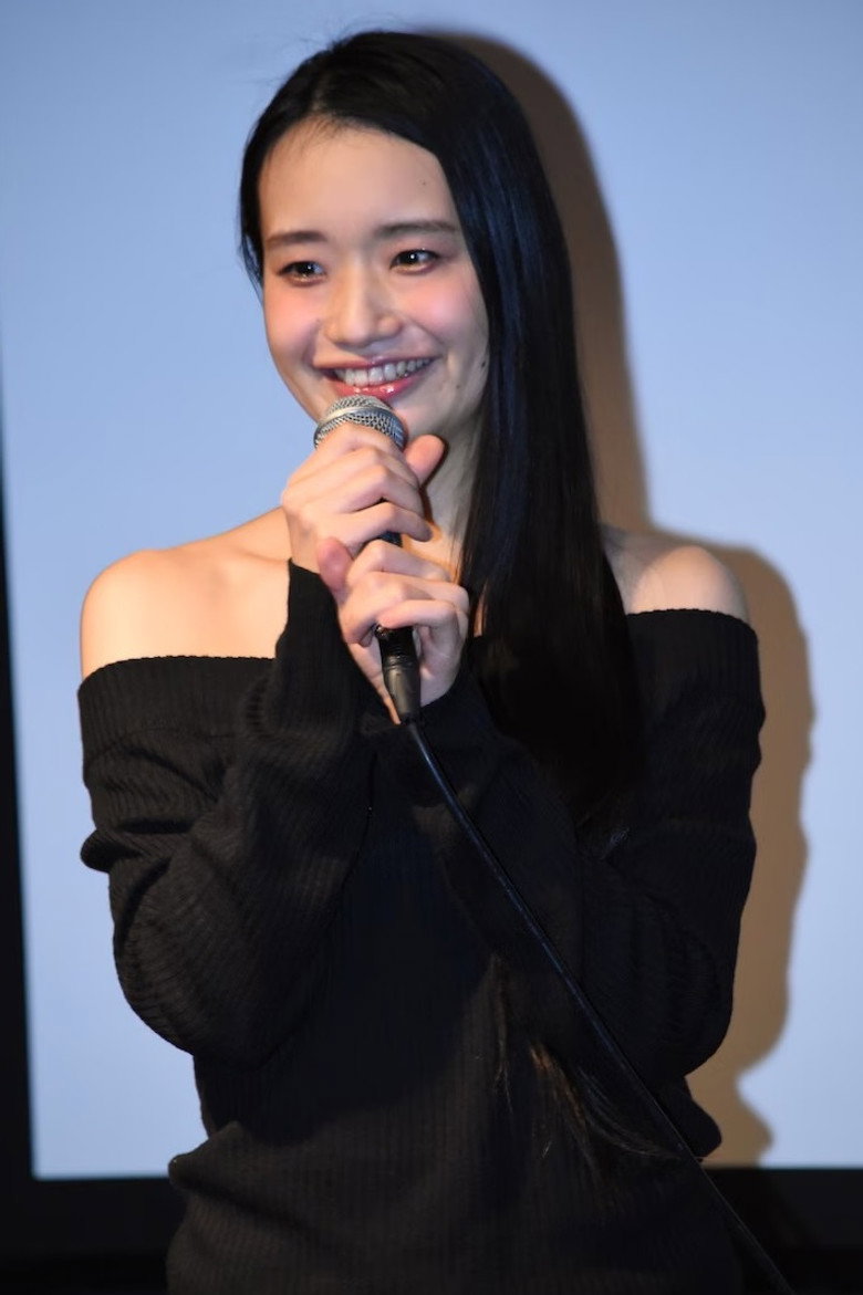 水井真希照片