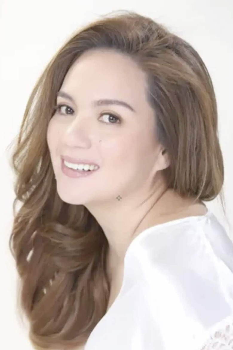 Sylvia Sanchez照片